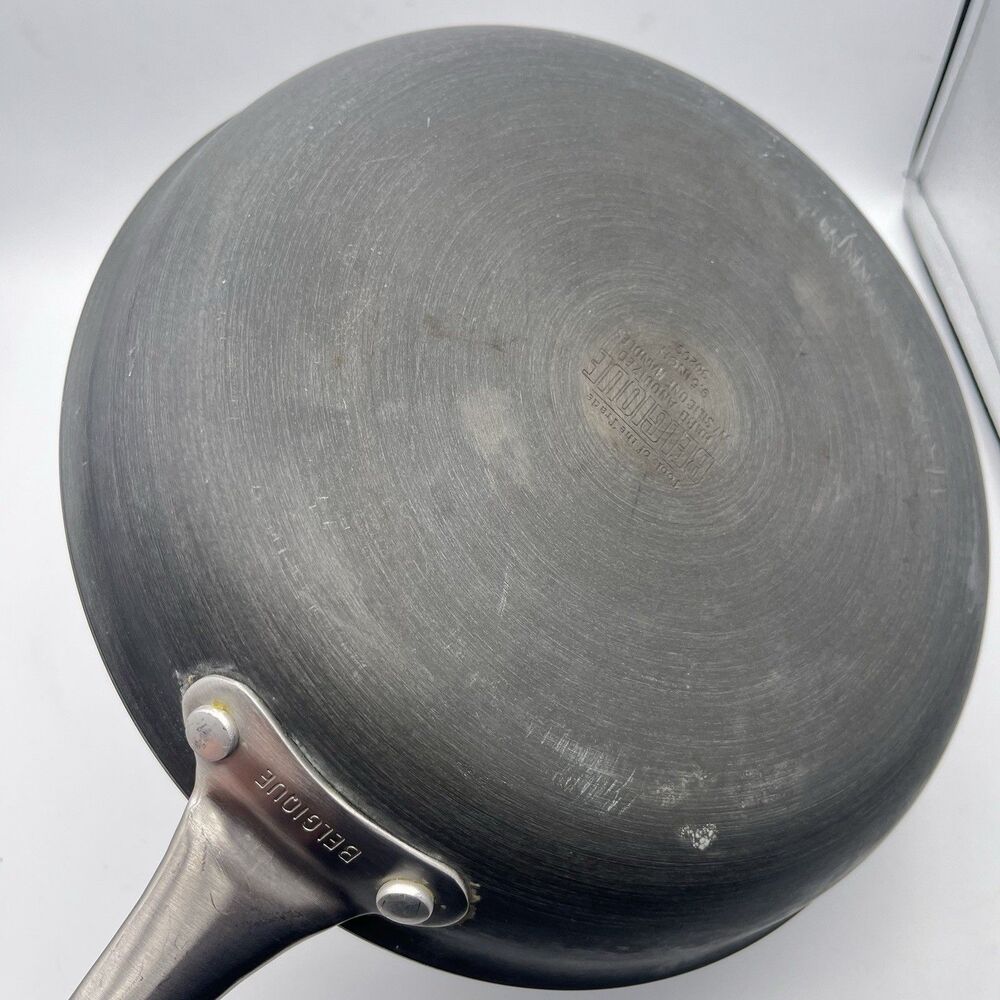 Belgique 9.5 inch Skillet Hard Anodized - Picture 9 of 16